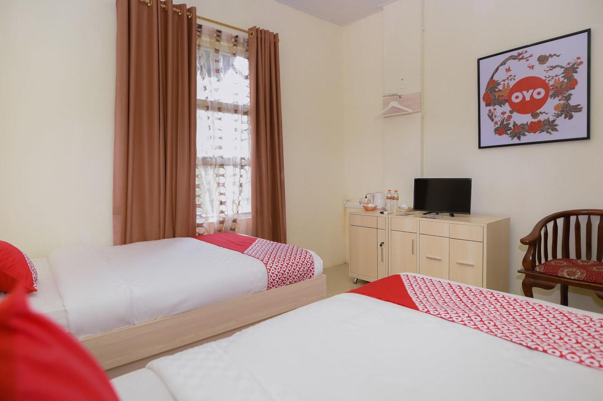 בנדה אקה Capital O 854 Ub Caisar Hotel מראה חיצוני תמונה